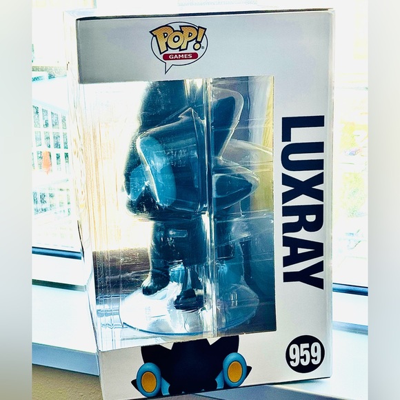 NWT - POKÉMON “Luxray” 959 Funko PoP! Vinyl 10” Figure - LIMITED EDITION - Picture 3 of 12